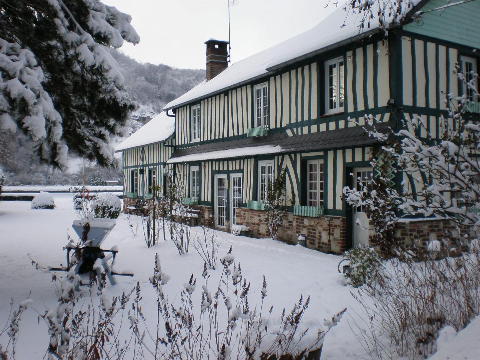 Bed and Breakfast Chambre D'Hotes Au Fil De L'Eau Jumièges Exterior foto