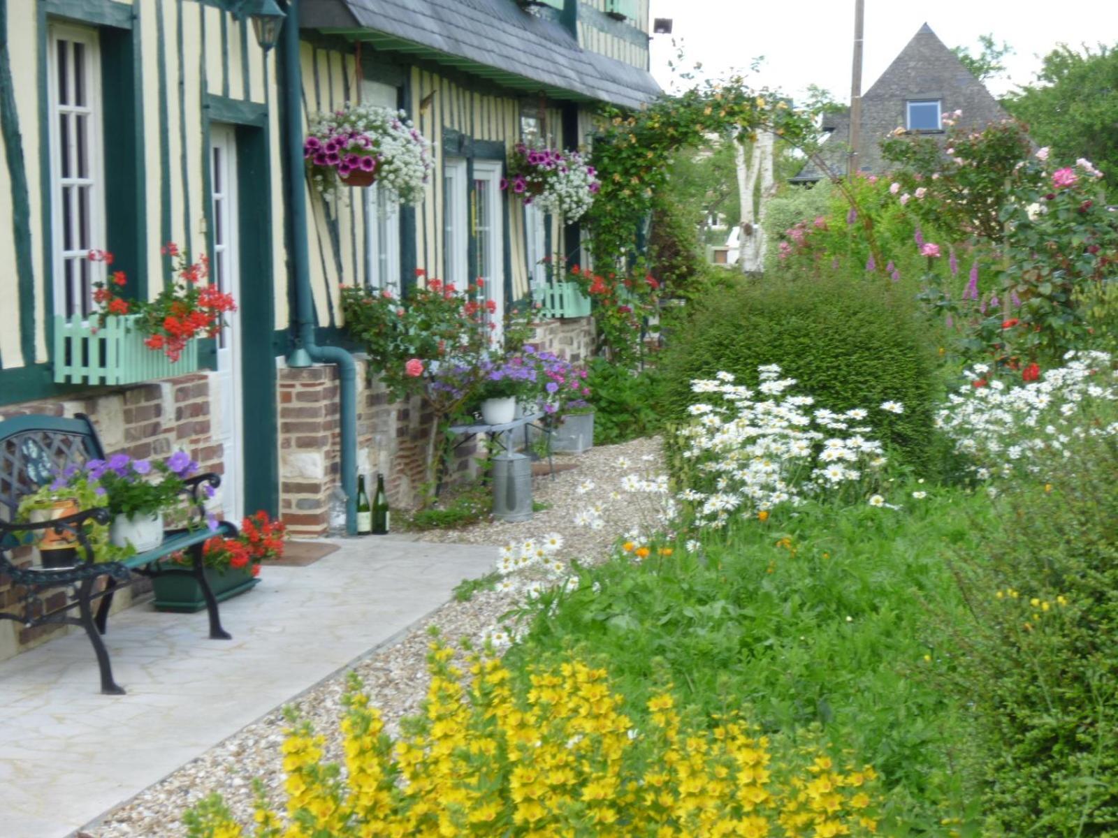 Bed and Breakfast Chambre D'Hotes Au Fil De L'Eau Jumièges Exterior foto