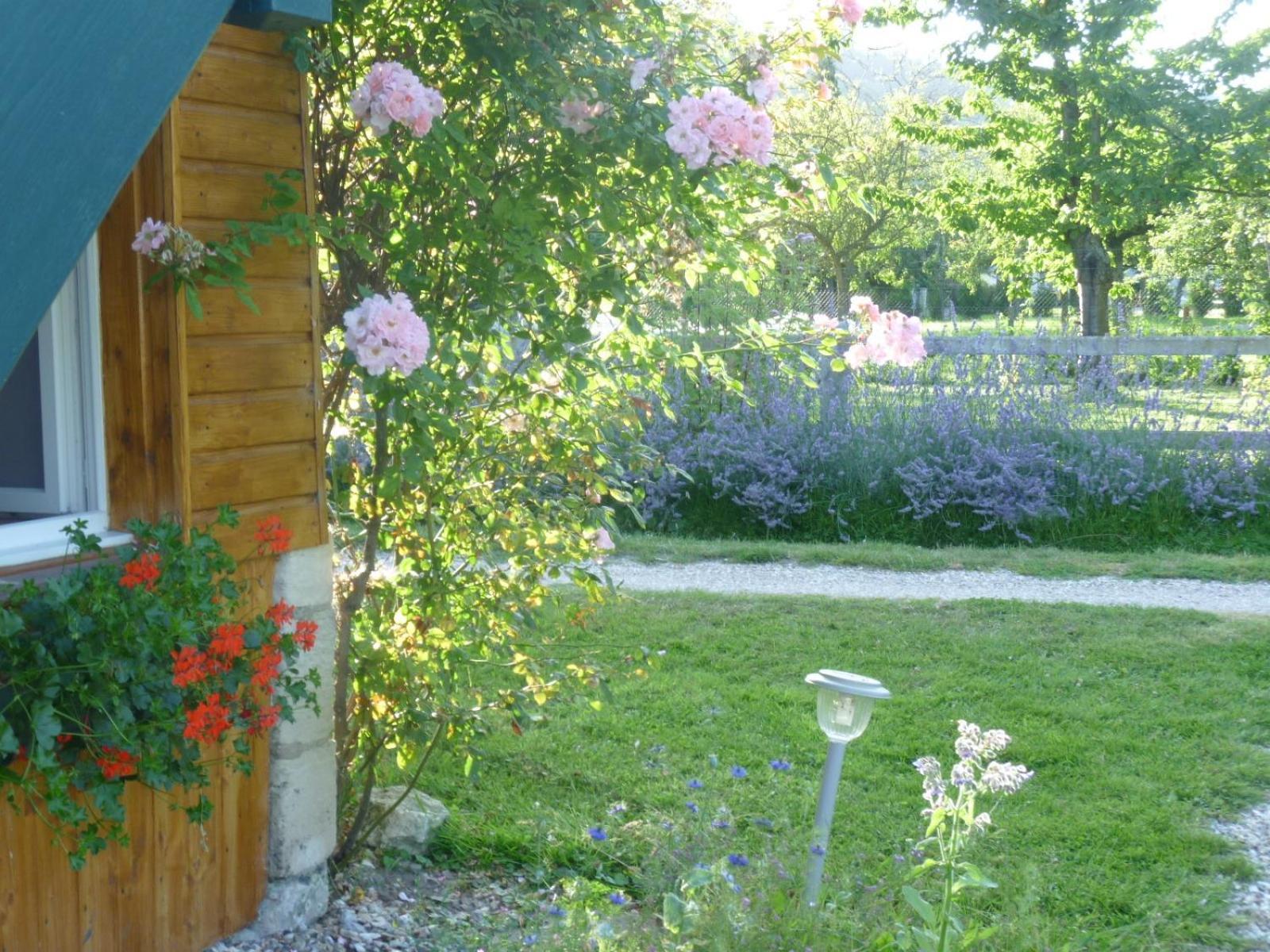 Bed and Breakfast Chambre D'Hotes Au Fil De L'Eau Jumièges Exterior foto