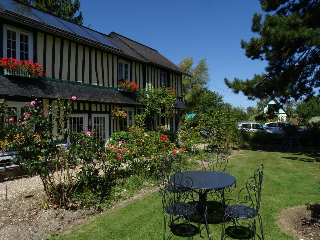 Bed and Breakfast Chambre D'Hotes Au Fil De L'Eau Jumièges Exterior foto