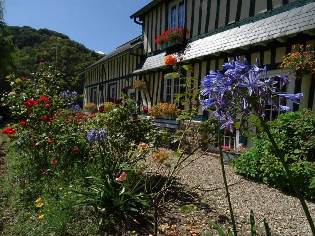 Bed and Breakfast Chambre D'Hotes Au Fil De L'Eau Jumièges Exterior foto